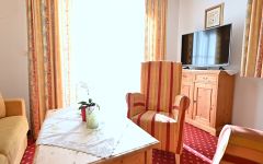 Gstehaus Bchele - Ferienwohnung und Zimmer - Hirschegg, Kleinwalsertal