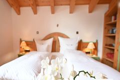 Gstehaus Bchele - Ferienwohnung und Zimmer - Hirschegg, Kleinwalsertal