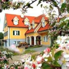 Ferienwohnungen de luxe - erholsamer Urlaub am Apfel-Bauernhof Kober