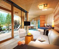 Naturhotel Waldklause - das innovative Design-Holzhotel in Tirol