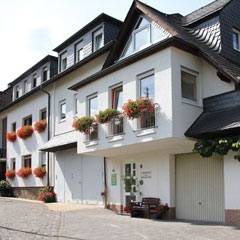 Ferienwohnungen Weingut Andre - in Ernst bei Cochem - Mosel