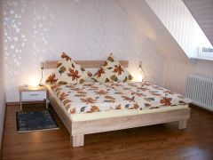 Ferienwohnung + Gstezimmer - Weingut P. Barthen - in Kesten - Mosel