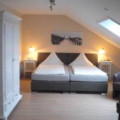 Landhaus Julia - Pension + Ferienwohnung - in Kobern-Gondorf