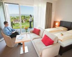 Kloster Hegne - Hotel St. Elisabeth - in Allensbach-Hegne - Bodensee