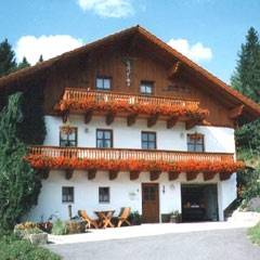 Ferienwohnungen Haus Peschl - in Neureichenau - Bayerischer Wald
