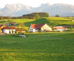 Bergblick - Bauernhof-Urlaub in Lengenwang - im schönen Allgäu