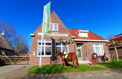 BinnenInn Buitenuit - Ferienunterkunft im Wattengebiet - Metslawier, Niederlande