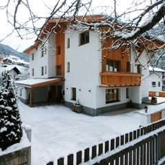 Ferienwohnung - Gästehaus Alpenflora - in Flirsch im Stanzertal - bei St. Anton - Tirol