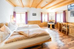 Erholsame Thermal-Badeferien in den Bergen - in Leukerbad - Wallis