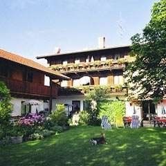 Hotel-Garni Säulner Hof - in Bergen - im Landkreis Traunstein, Oberbayern