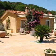 Ferienhaus und Ferienwohnungen auf der Insel Elba und bei Florenz