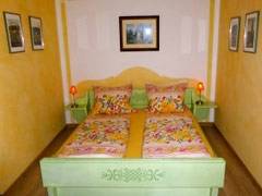 Dichtlhof & Dichtlalm - Ferienwohnung in Neumarkt am Wallersee, nahe Salzburg